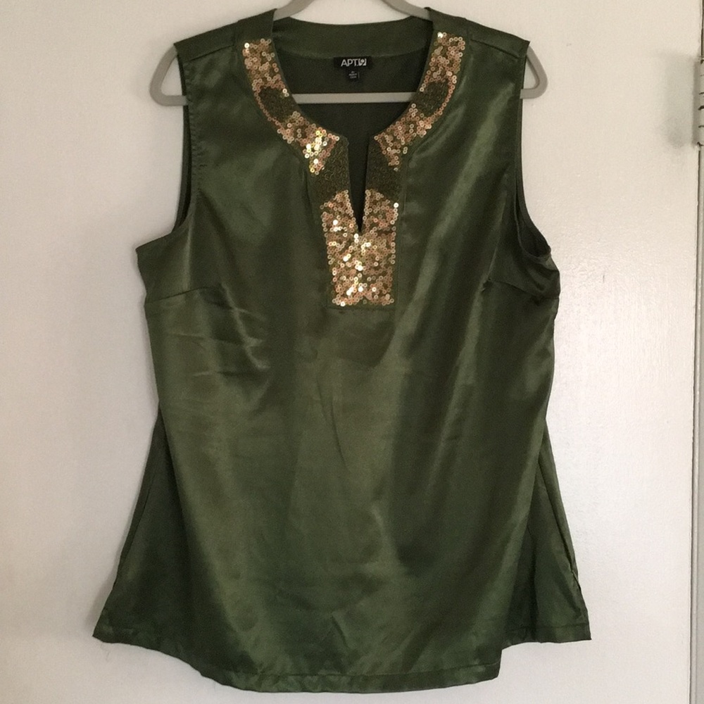 Emerald green dressy tank top with gold embellish